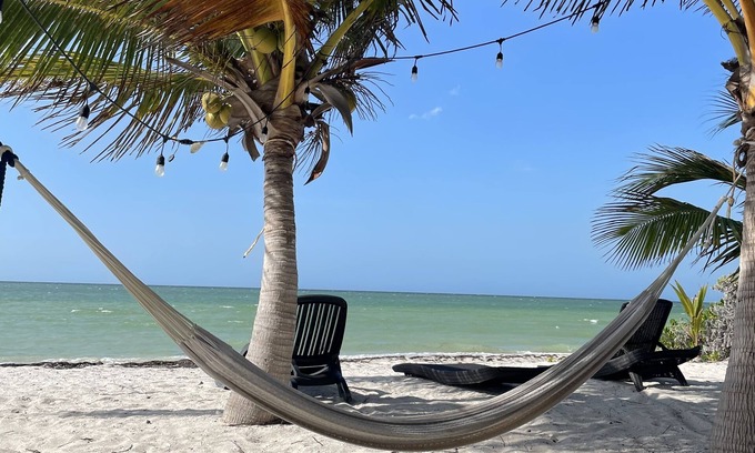 Ixil Villa | Amazing Beach Waterfront Penthouse