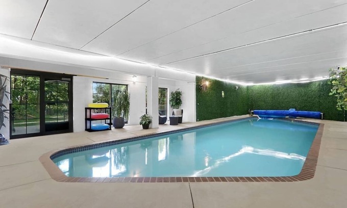 Allouez House | Amazing Green Bay Vacation Home!