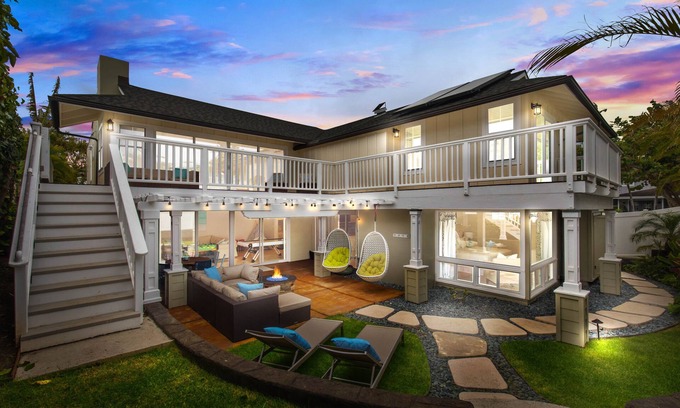 Kailua House | ★ Amazing ★ Kailua Bliss Beach House ★ Pool! Game Room! 1 House from the Beach