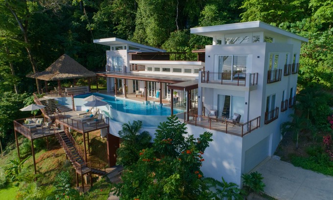 Marina Vista House | Amazing luxury ocean view home, infinity pool, gated community - 8p