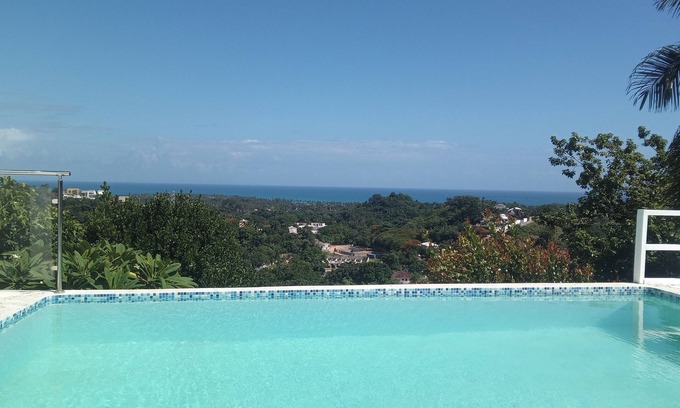 El Callejon Villa | Amazing ocean view villa in the hills of Bonita & Coson