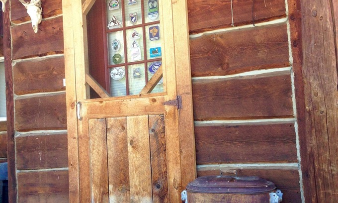 Big Timber House | Amazing property & location- abt 60 acres on Yellowstone River! 4 bedroom,2 bath