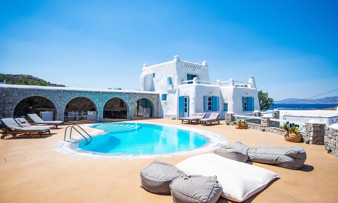 Kanalia Villa | Amazing View. Close to town. Villa Aquileria