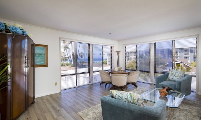 La Jolla Shores Condo | Amazing Views at the La Jolla Shores Clubdominium