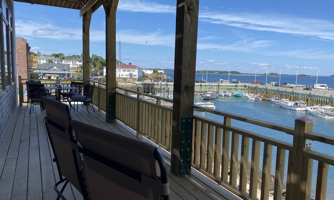 Eastport Apartment | Amazing Views from Bay View Apartment at The Phoenix on Water Street