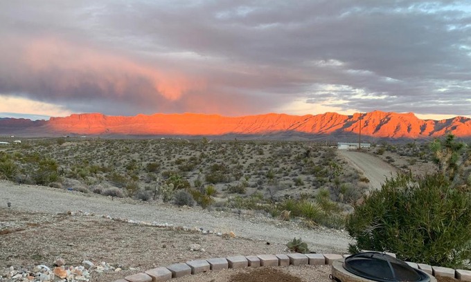Meadview House | Amazing Views near Grand Canyon Skywalk