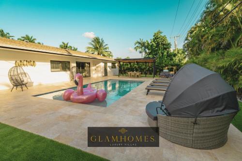 North Miami Beach Villa | Amazing Villa at Highland Lakes Boulevard BY THE GLAMHOMES