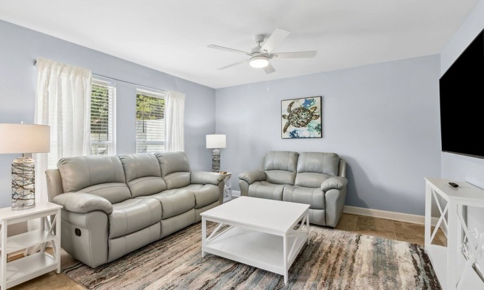 Fernandina Beach Condo | Amelia Island 2 Bedroom Breeze Retreat at Fernandina Shores