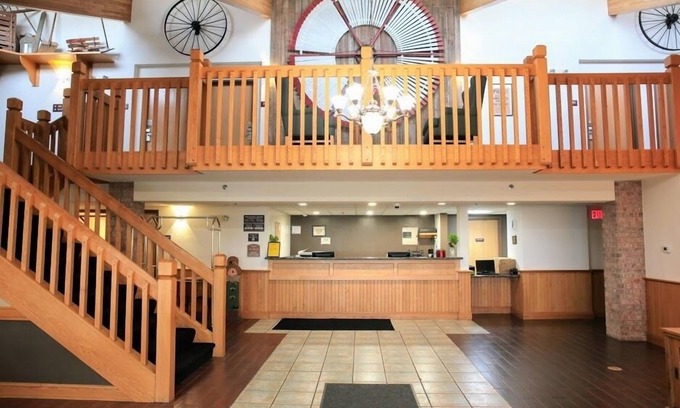 Peosta Hotel | American Inn and Suites