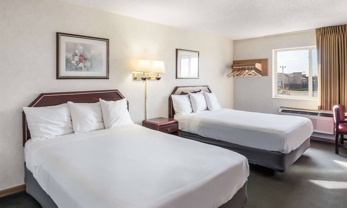 Wenona Hotel | Americas Best Value Inn Wenona