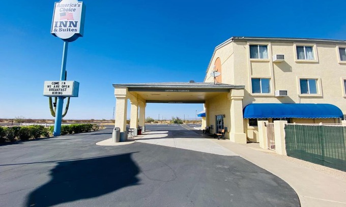 Gila Bend Hotel | Americas Choice Inn & Suites