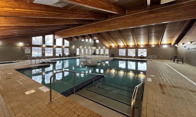 Appleton Hotel | AmericInn by Wyndham Appleton North/Little Chute