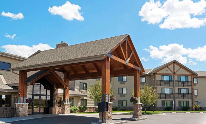 Rexburg Hotel | AmericInn by Wyndham Rexburg BYUI