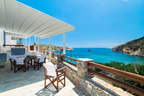 Chrisopigi House | Ammos 2 - Seafront maisonette, Glyfo beach, Sifnos