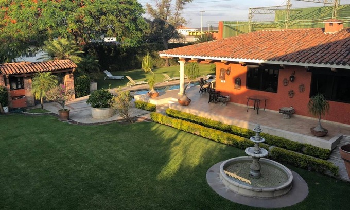 Cocoyoc House | An oasis of tranquility and family fun