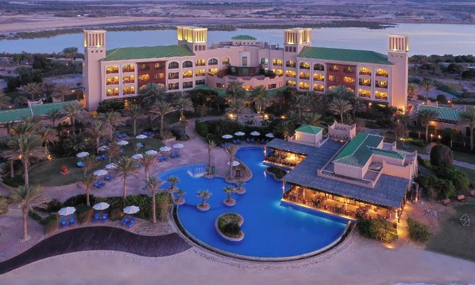 Sir Bani Yas Island Resort | Anantara Desert Islands Resort & Spa