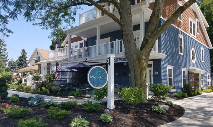 Put-in-Bay Hotel | Anchor Inn Boutique Hotel