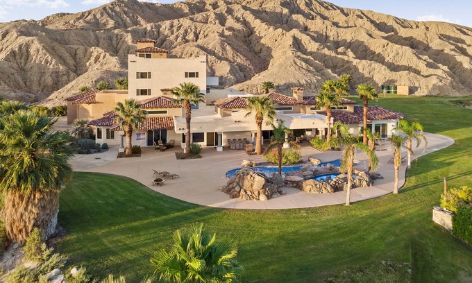 Thousand Palms House | Andreas Oasis | $500 Uber Credit | Festival Availability | BOOK NOW!