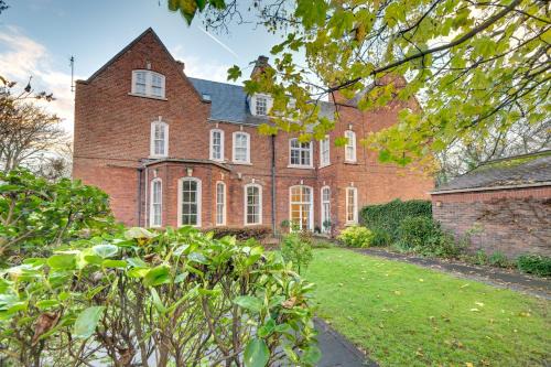 Westoe Apartment | Angel's Haven Apartments - By Week2Week