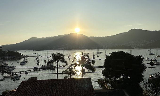 Marinas House | Angra na Marinas Casa com 4 Suites Hidro Vista mar