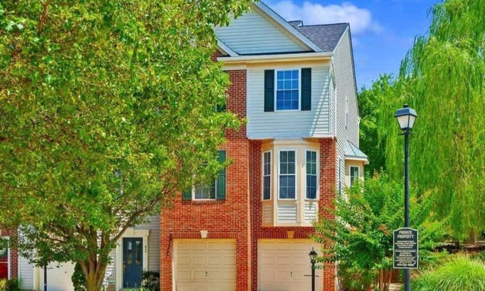 Cape Saint Claire House | Annapolis Baystone House