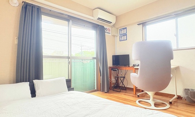 Chikushino Apartment | Annex 307 1 queen bed maximum 2 guests Please read the notes before booking/Chikushino Fukuoka