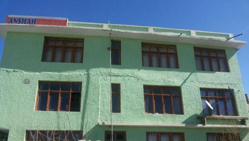 Leh Bed & Breakfast | Anshah Guest House