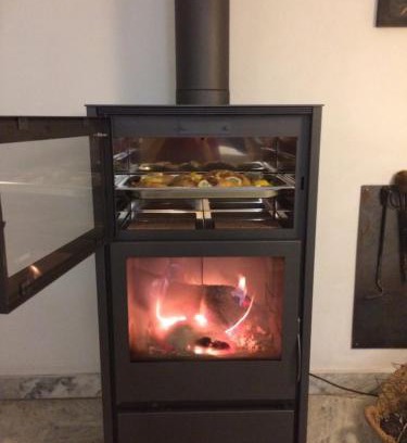 Valdelarco House | Antigua Panadería de Valdelarco, chimenea con horno 2 Hab 4 pers mas 2 max