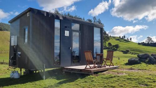 Kawaha Point House | Aorangi Peak Cabins 10 by Tiny Away