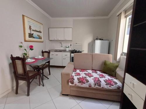 Centro Apartment | Apê 02 - confortável e perto de tudo