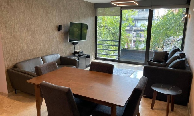 Benito Juarez Apartment | Ap w/Balcony, 5 min to Parque Delta, 2BDR/5 PRS, Family-sized