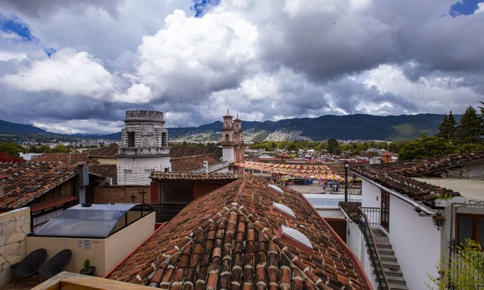 De La Merced Apartment | Apartment 3 with fireplace, CASA DON PEDRO FARO