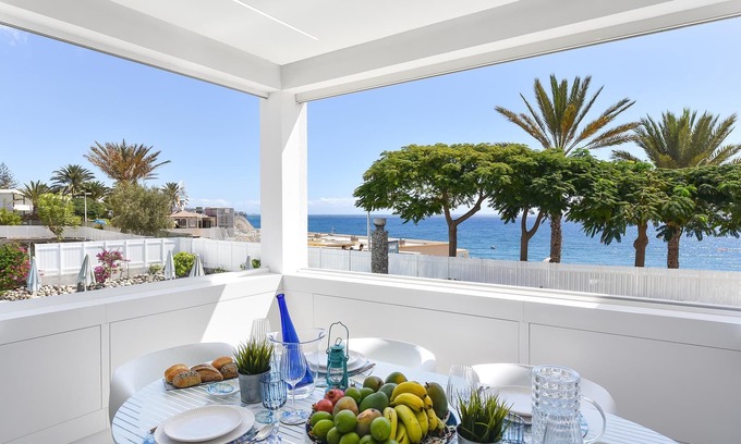 Playa del Ingles Apartment | Apartment Aida 206 by VillaGranCanaria