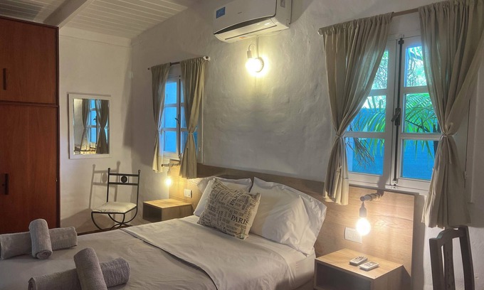 Arguello Apartment | Apart Privado, Córdoba, Villa Belgrano, Zona Estadio Kempes, con Cochera y Patio