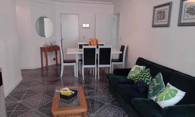 Capao da Canoa Apartment | Apartamento a uma quadra do mar (200 m da Praia)