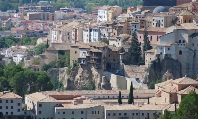 Cuenca Apartment | Apartamento Beatriz for 5 people