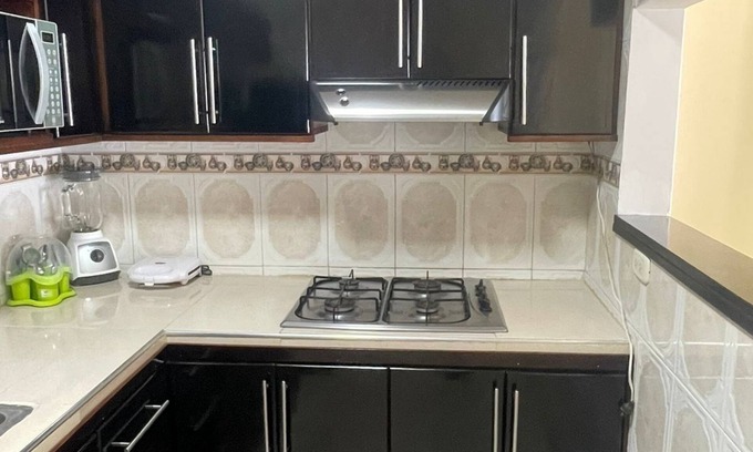 Sur Oriente Apartment | Apartamento con Excelente Ubicación Hacia el Aeropuerto y Centros Comerciales