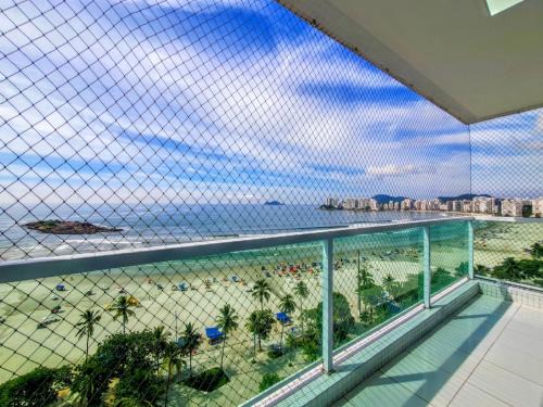 Pitangueiras Apartment | Apartamento frente mar Guarujá Pitangueiras pé na areia