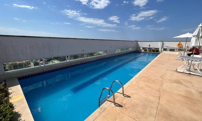 Macae Apartment | Apartamento Loft em Macaé, com Piscina a 2 min da Praia