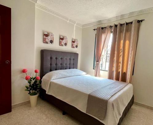 Palmira Apartment | Apartamento para máximo 3 personas, habitación privada con cama doble , dos sofá cama, comodo, bonito, central, bien ubicado, en el centro de palmira