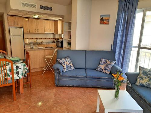 Castell de Ferro Apartment | Apartamento playero con vistas a la montaña