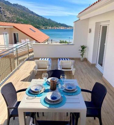 Ezaro Apartment | Apartamentos Ezaro Beach