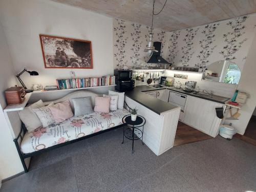 Trebic Apartment | Apartmán Aromasalon