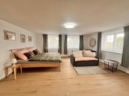 Troskovice Apartment | Apartmány Žlutý dům