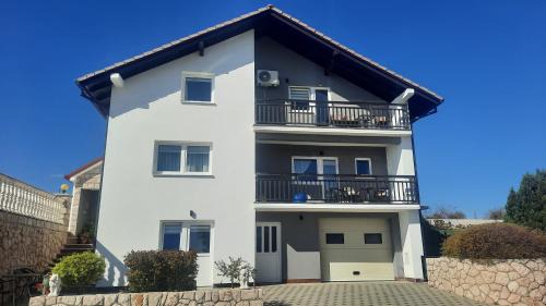 Canton 10 Apartment | Apartman Ružica