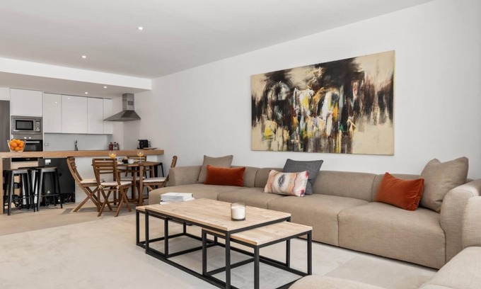 Puerto Banus Apartment | Apartment in Playas del Duque for 6 people | Casa Cadiz 101