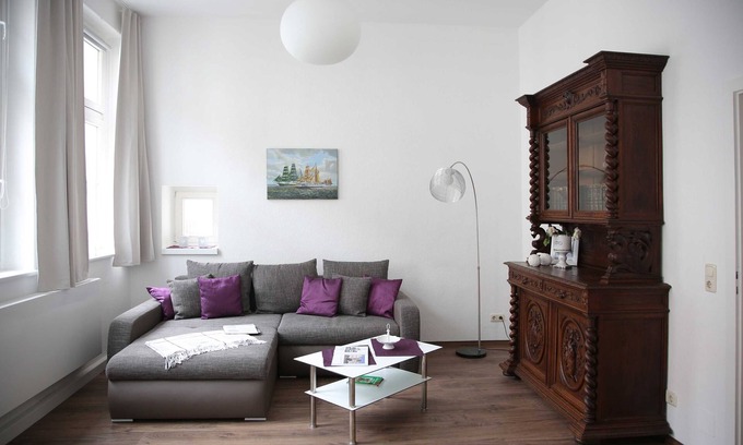 Greifswald Apartment | Apartment 1 - apartments on the market