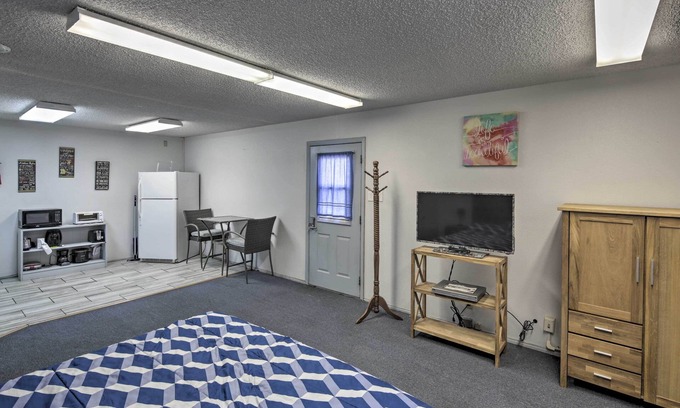 Kingman Apartment | Apartment ~ 12 Mi From Hualapai Mountain Park