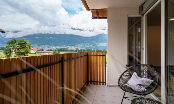 Auer Apartment | Apartment '2' with Mountain View, Wi-Fi and Air Conditioning