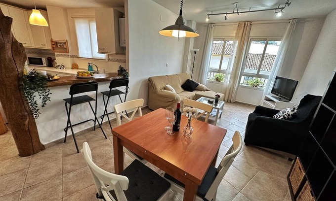 Guejar Sierra Apartment | Apartment 'Alojamiento El Pilar' with Mountain View and Wi-Fi